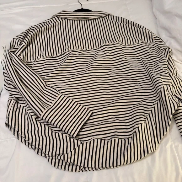 Pilcro Spliced Henley Top size XL - Picture 5 of 6